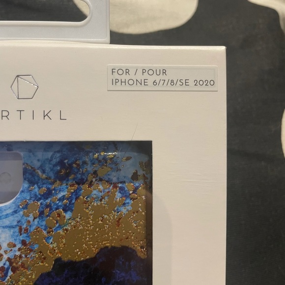 Beautiful Blue IPhone Case (IPhone 6/7/8/E 2020) - Picture 7 of 9